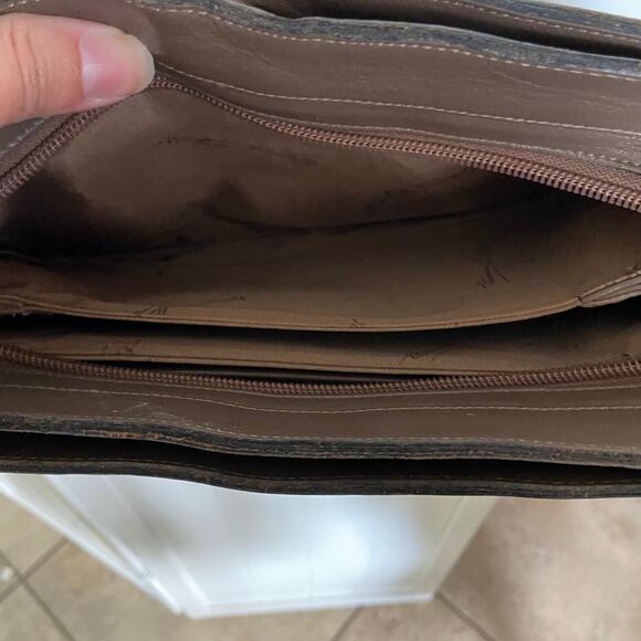 Etienne‎ Aigner Taupe Brown Shoulder Bag Accordian Purse Lots of Pockets - Picture 5 of 9